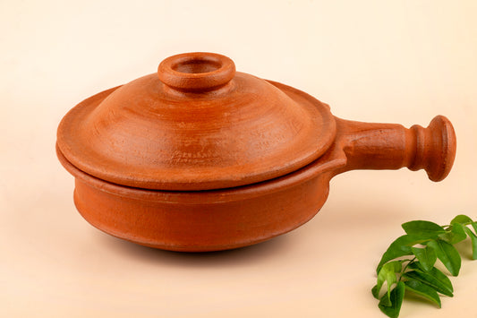Red Clay Sauce Pot with Lid