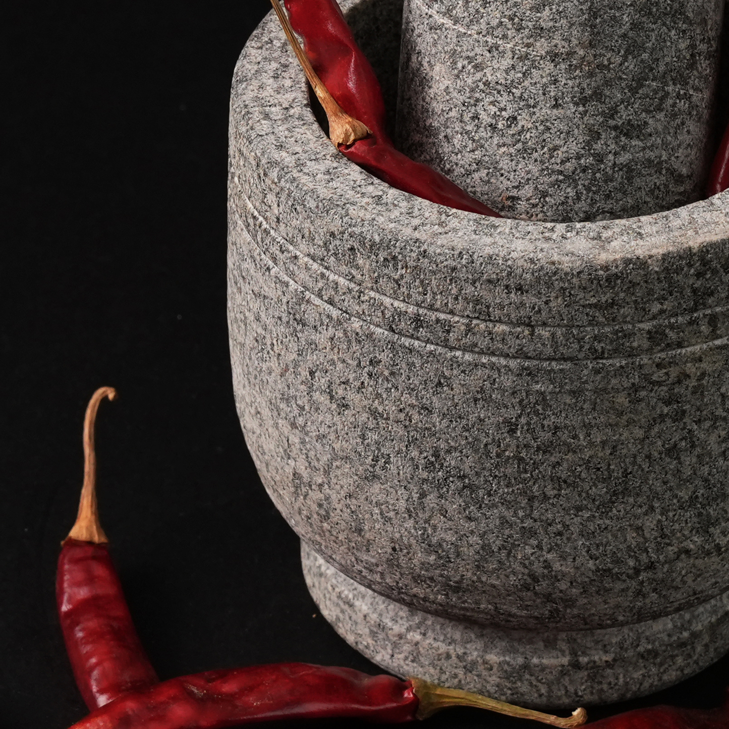 Premium Uthukuli Stone Mortar and Pestle (Cylindrical)