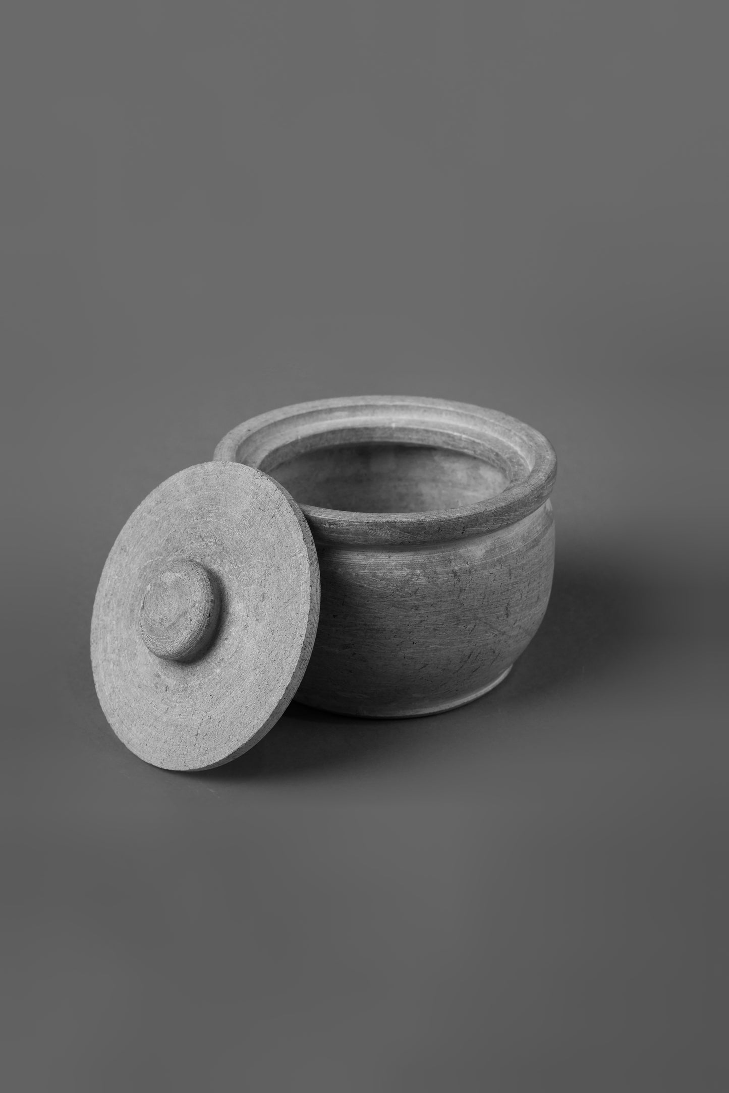Soap Stone Traditional Curd Setter/ Storage Container Extra Large (1000ml - 1200ml)