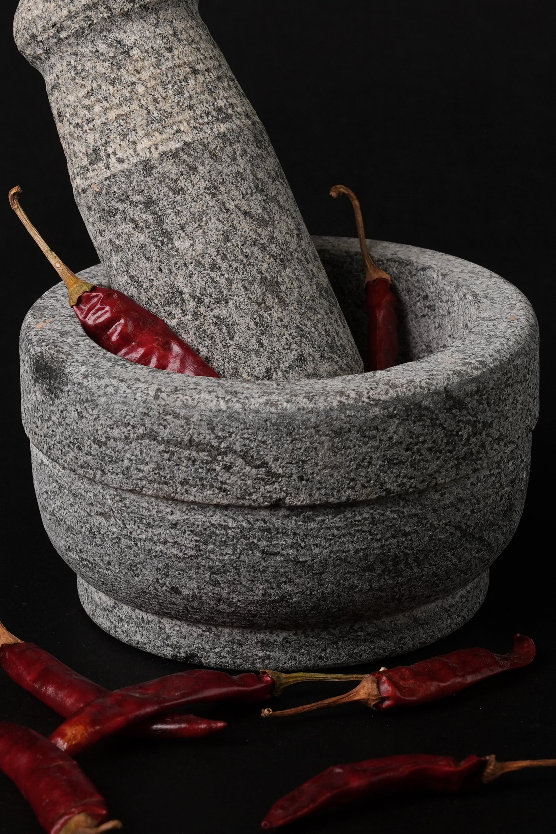 80scookware.com grey stone mortar and pestle set