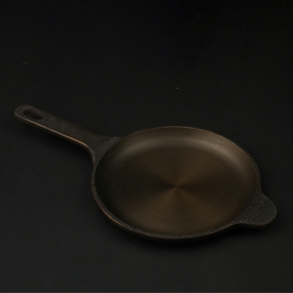 SUPER SMOOTH Cast Iron OMELETTE Pan