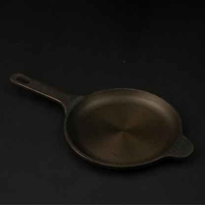 SUPER SMOOTH Cast Iron OMELETTE Pan