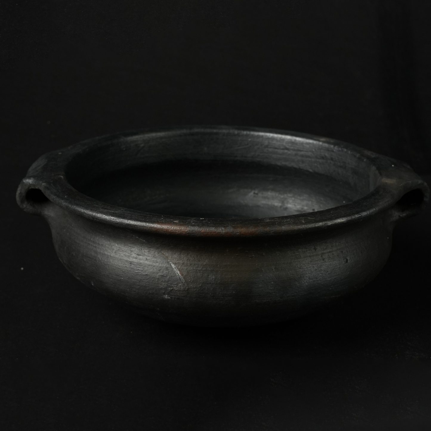 Blackened Clay Uruli Extra Large ( HOUSE DECOR - SUPER LARGE)