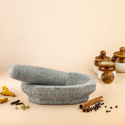 Mortar & Pestle (Kalvam/Ammikallu) – Uthukuli Stone